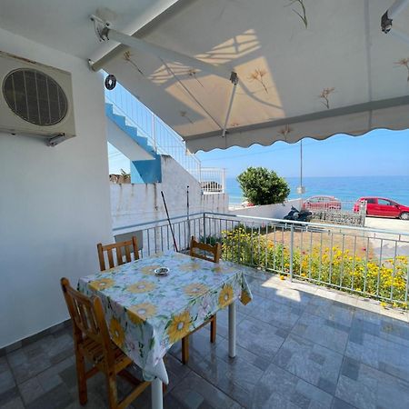 Villa Gusti Borsh Esterno foto