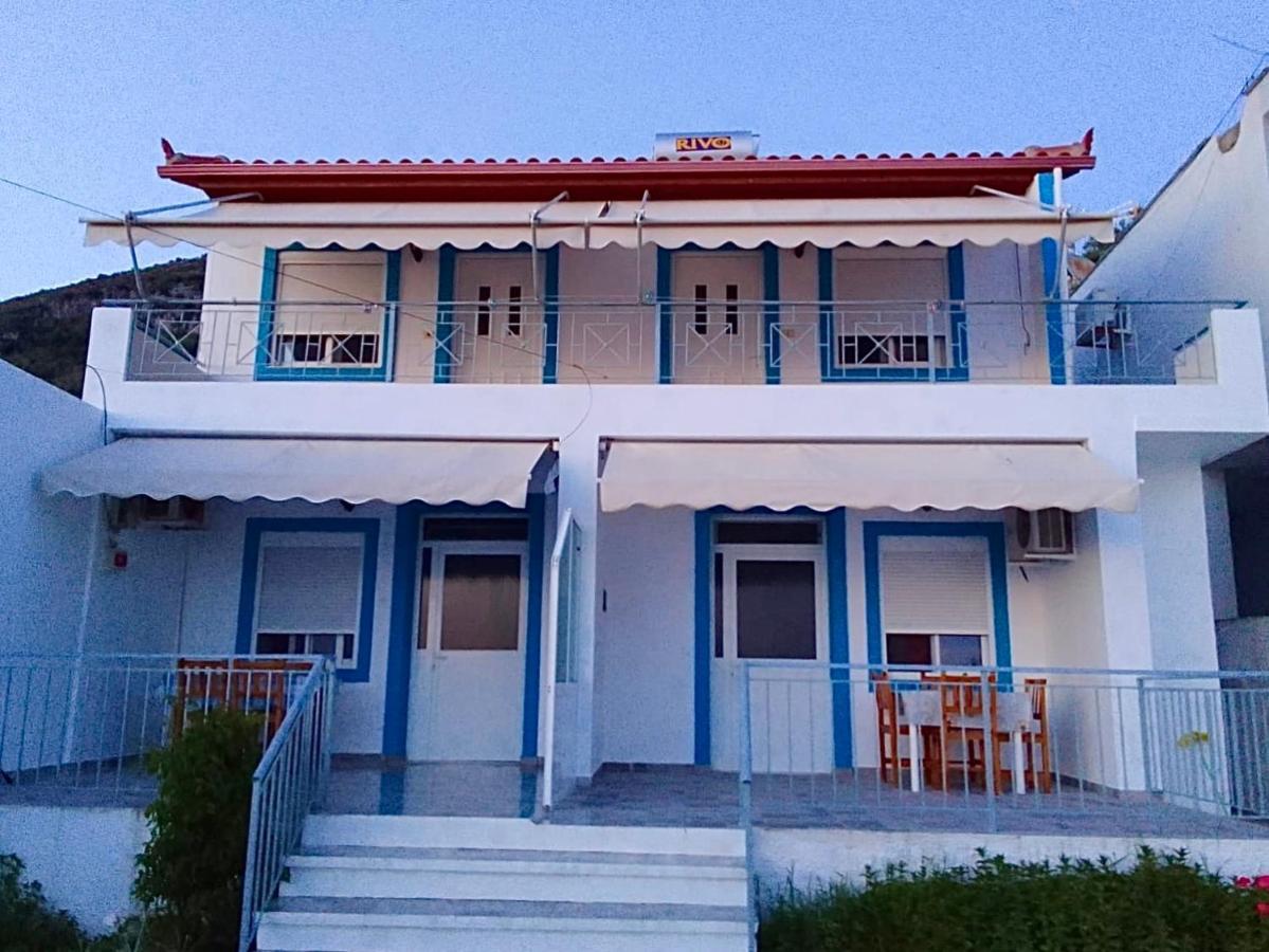 Villa Gusti Borsh Esterno foto