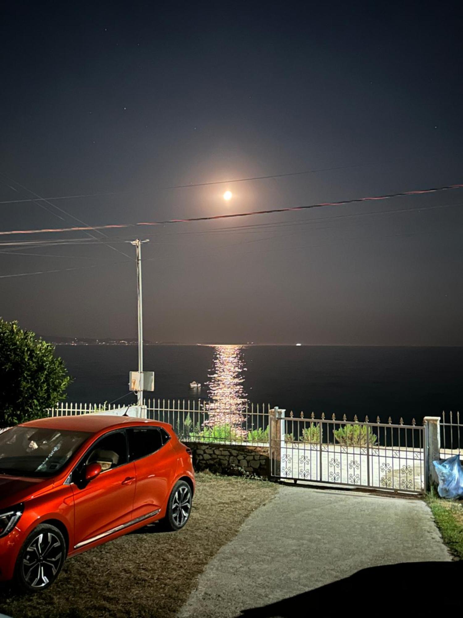 Villa Gusti Borsh Esterno foto