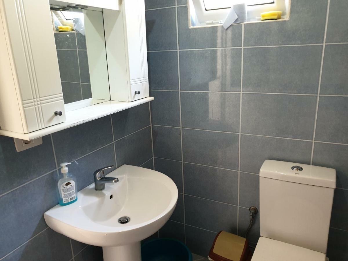 Villa Gusti Borsh Esterno foto